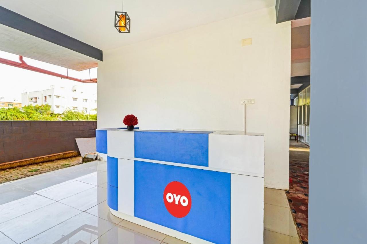 Hotel O Karapakkam, Chennai Exteriör bild