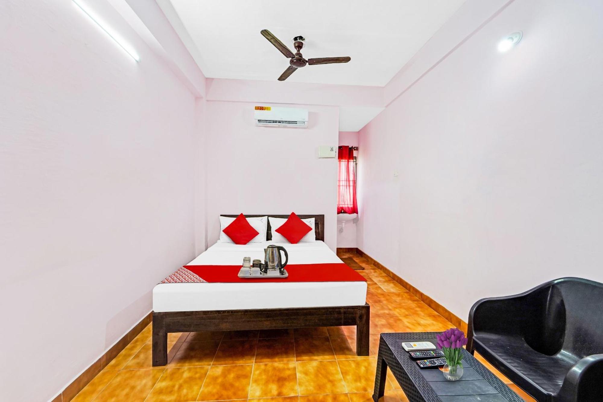 Hotel O Karapakkam, Chennai Exteriör bild